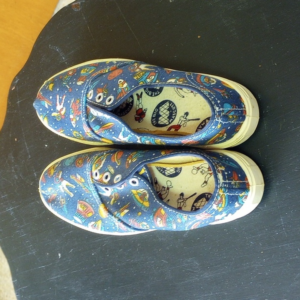 Astronaut sneakers - Picture 2 of 4